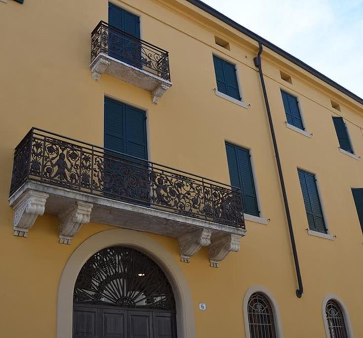 Queen Verona Luxury Apartment Εξωτερικό φωτογραφία